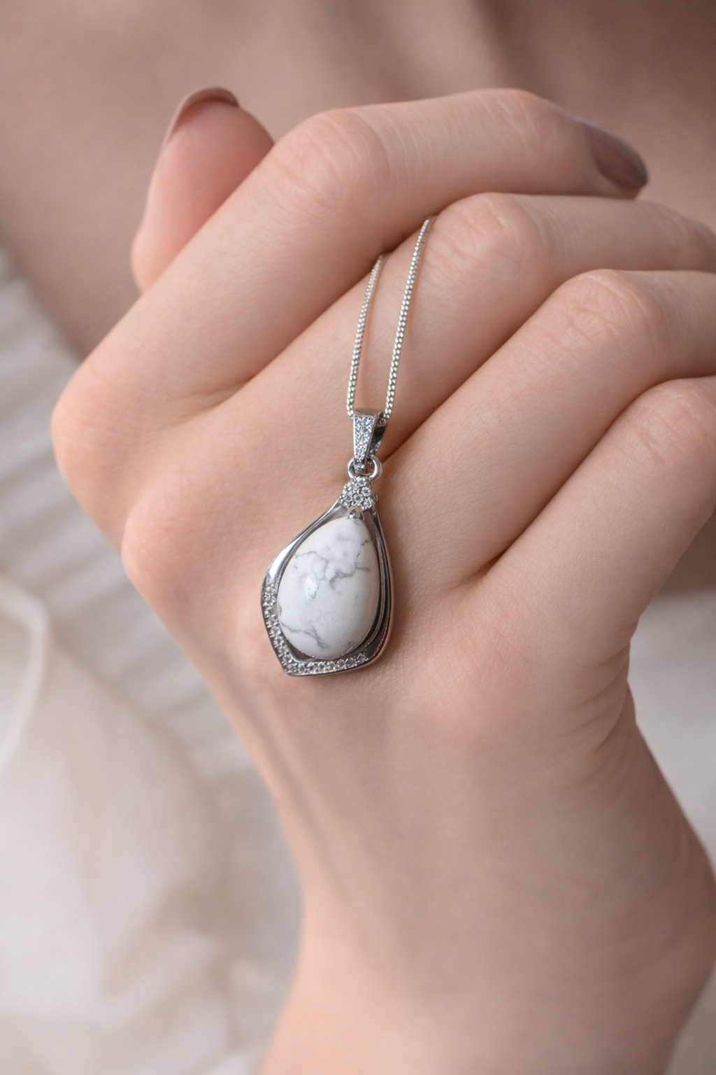Howlite Natural Pendant (Calm and Emotional Balance) by Leeshade